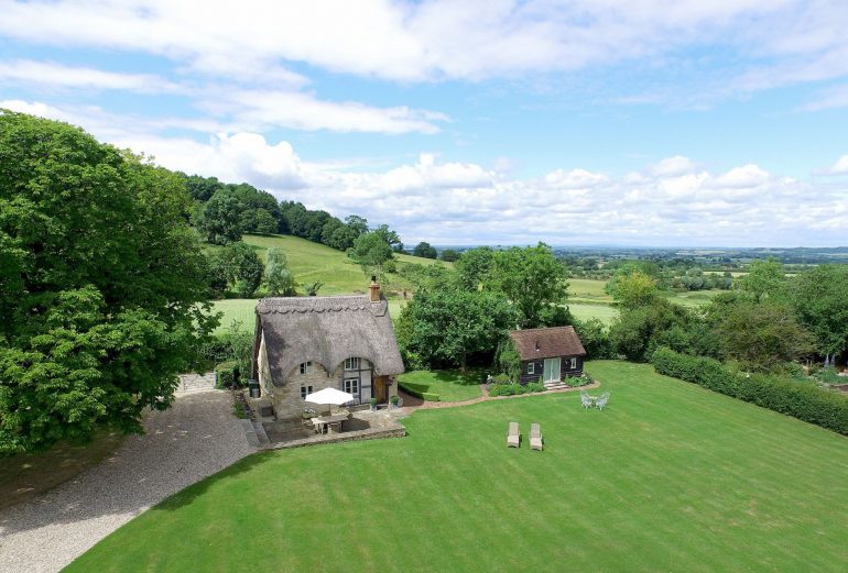Field Cottage & Garden Room Thumbnail Image