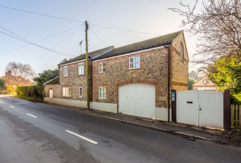 The Old Coach House Thumbnail Image