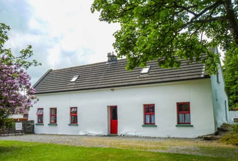Lough Graney Cottage Thumbnail Image