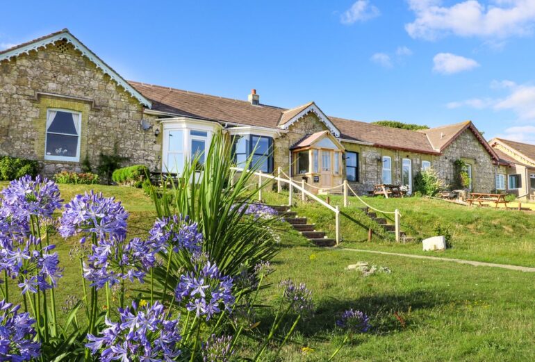 Needles Cottage Thumbnail Image