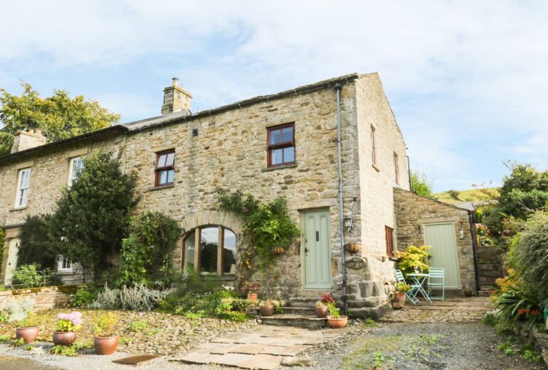 Barn Cottage Thumbnail Image