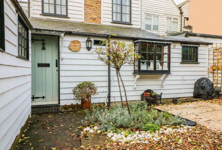 Swanfield Cottage Thumbnail Image