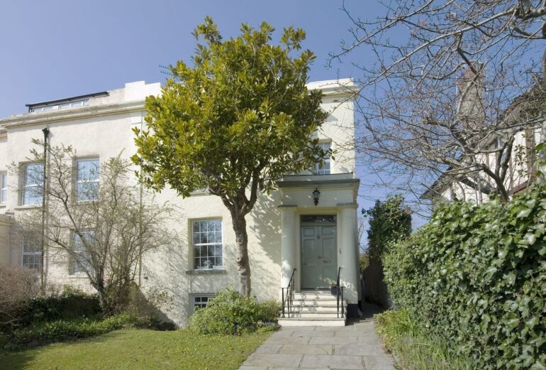 31 Salterton Road Thumbnail Image
