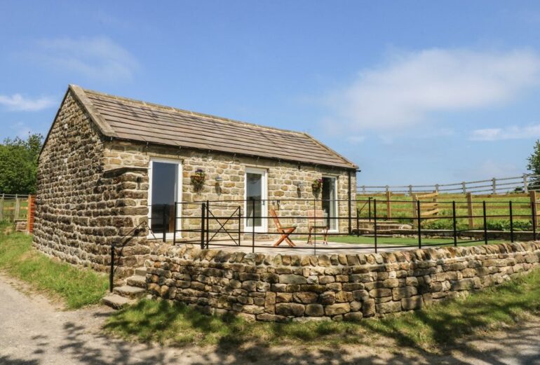 Lake Farm Cottage Thumbnail Image