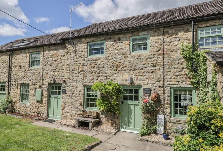 Edmunds Cottage Thumbnail Image