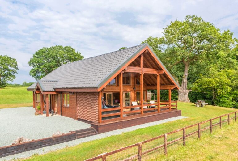 Hampton Lodge Thumbnail Image