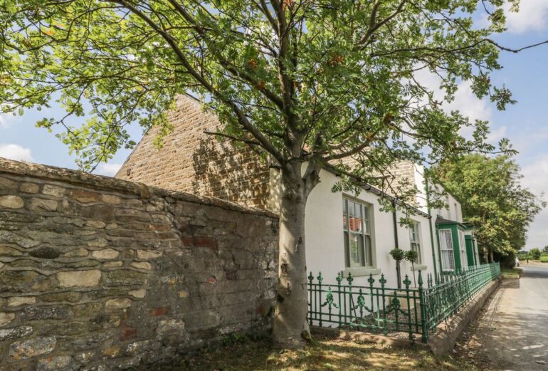 Londesborough Cottage Thumbnail Image