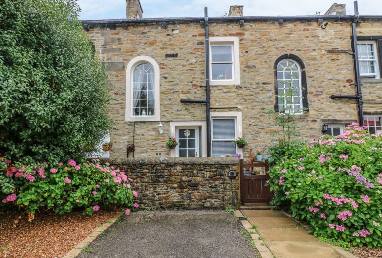 Daisy’s Holiday Cottage Thumbnail Image