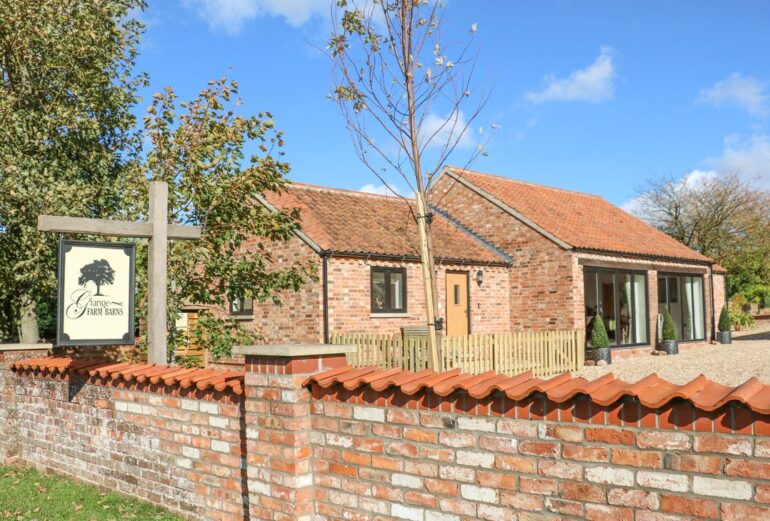 The Cottage at Grange Farm Barns Thumbnail Image