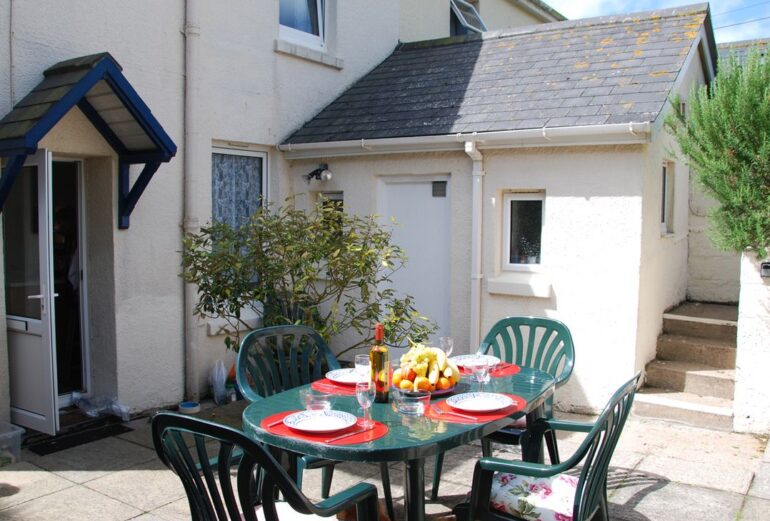 Cottage View Thumbnail Image