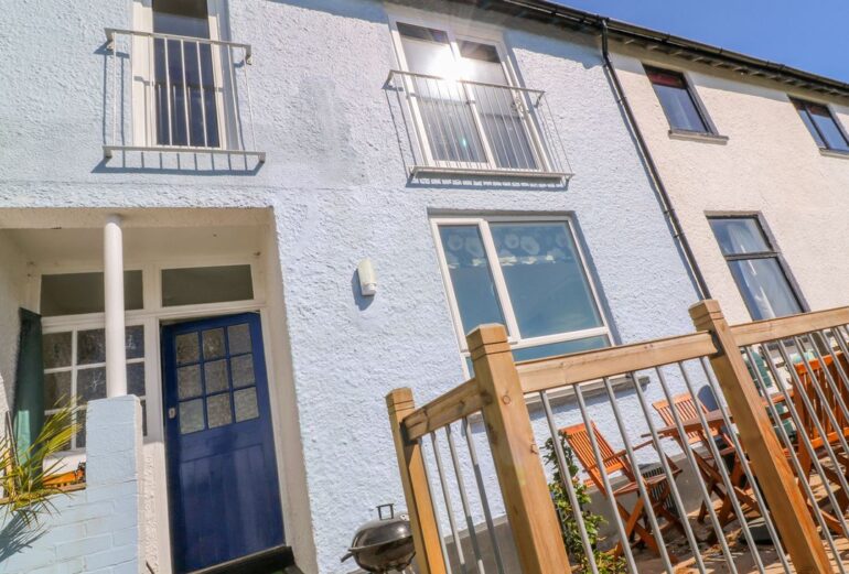 Two Tides Cottage Thumbnail Image