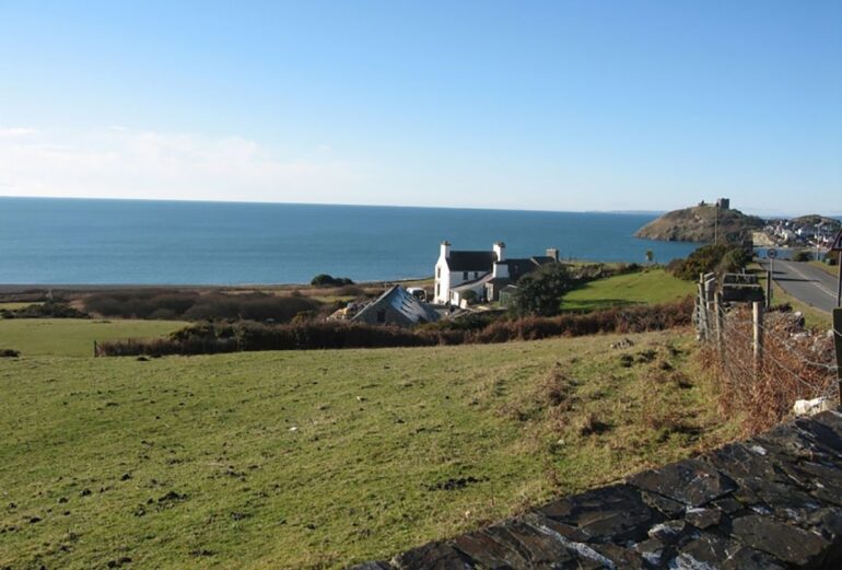Cae’r Dyni Thumbnail Image