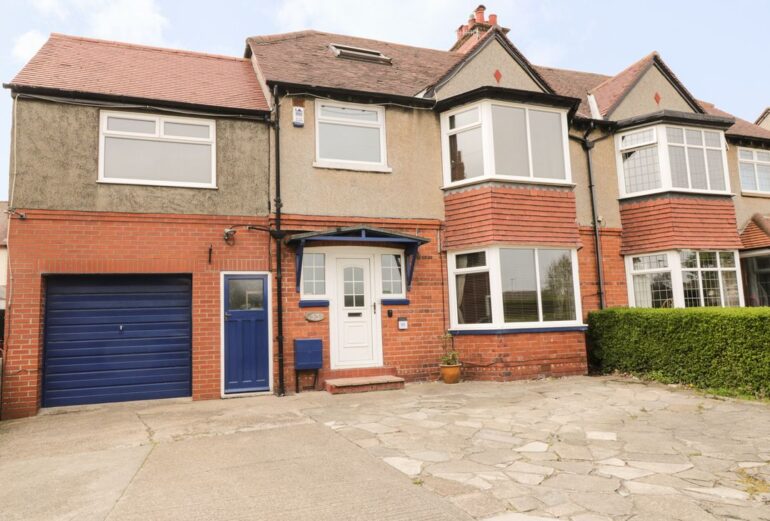 53 Burniston Road Thumbnail Image
