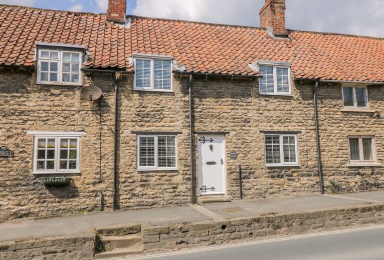 Farndale Cottage Thumbnail Image