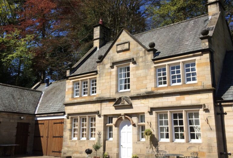Manor Cottage Thumbnail Image