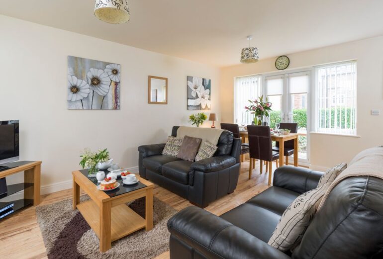 Sunny Corner Cottage Thumbnail Image
