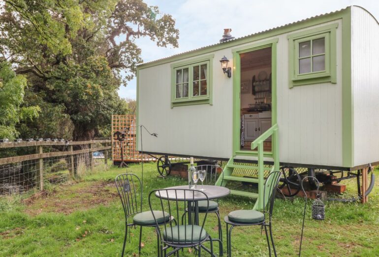 The Old Mill Shepherd’s Hut Thumbnail Image
