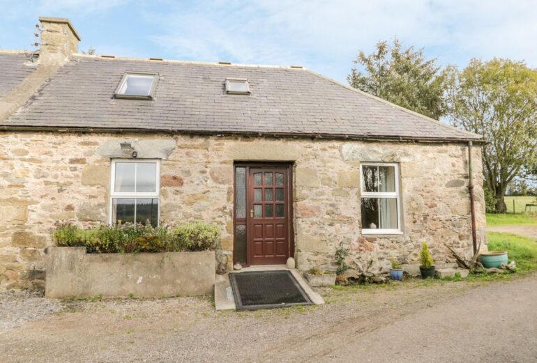 Stable Cottage Thumbnail Image