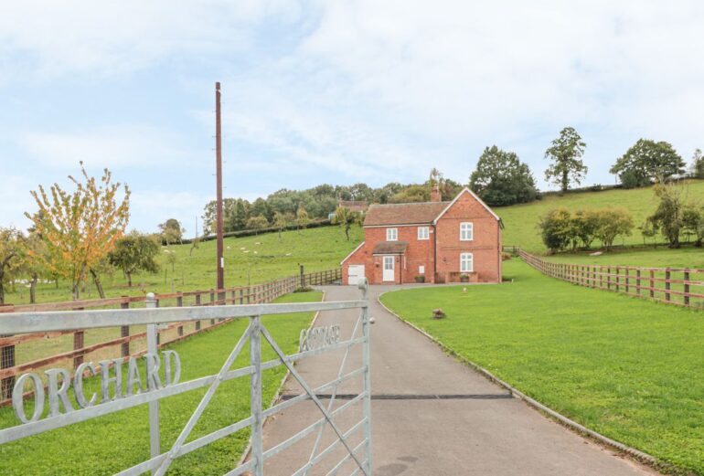 Orchard Cottage Thumbnail Image