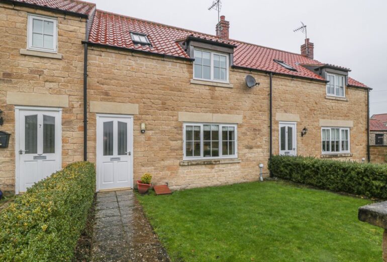 8 Pottergate Mews Thumbnail Image