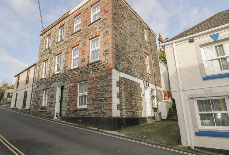 Dreckly Cottage Thumbnail Image