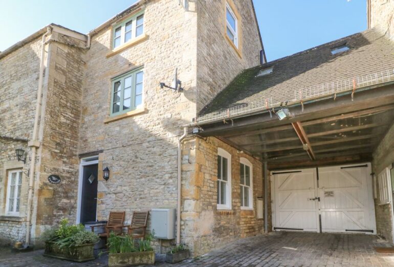 Evenlode Cottage Thumbnail Image