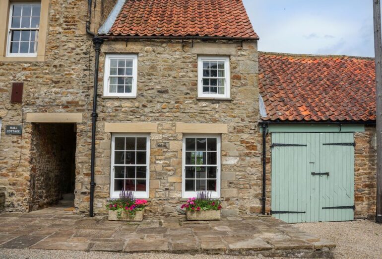 Garden Cottage Thumbnail Image