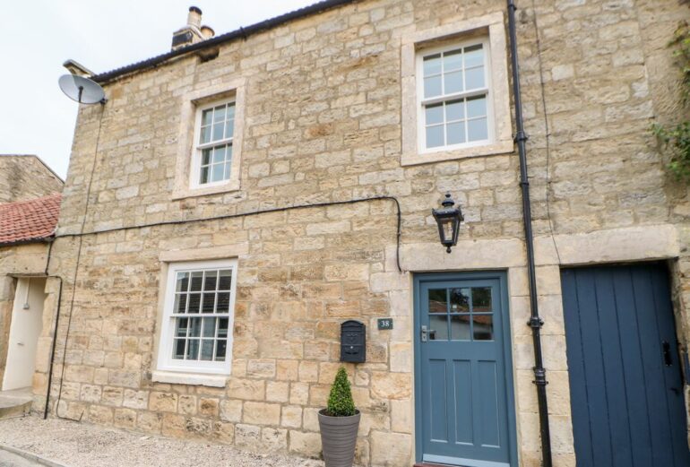 Duck Cottage Thumbnail Image