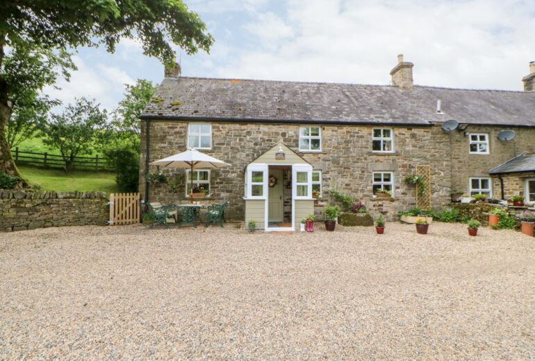 Isaacs Cottage Thumbnail Image