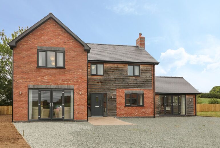 Larchwood Cottage Thumbnail Image