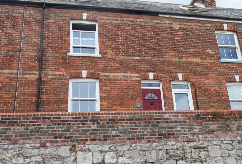 Weybury Cottage Thumbnail Image