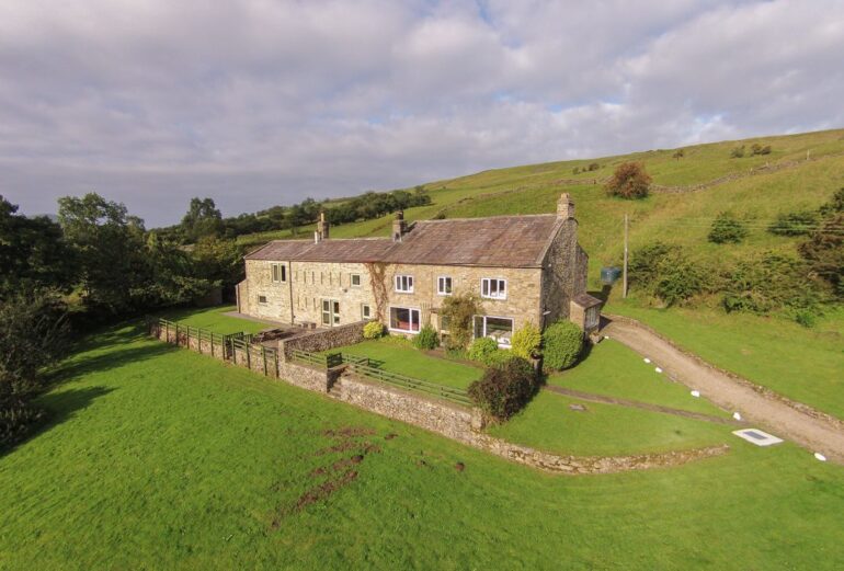 Deerclose West Farmhouse Thumbnail Image