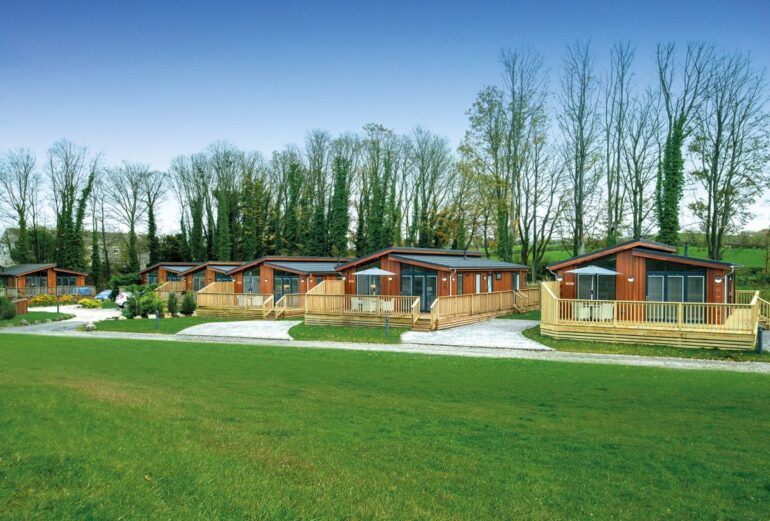 Otter Lodge Thumbnail Image