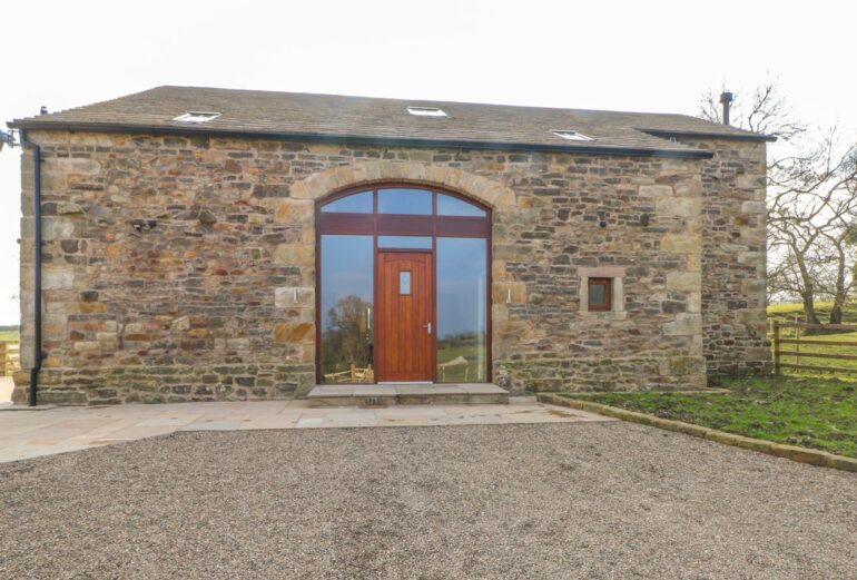 Hill Brook Barn Thumbnail Image