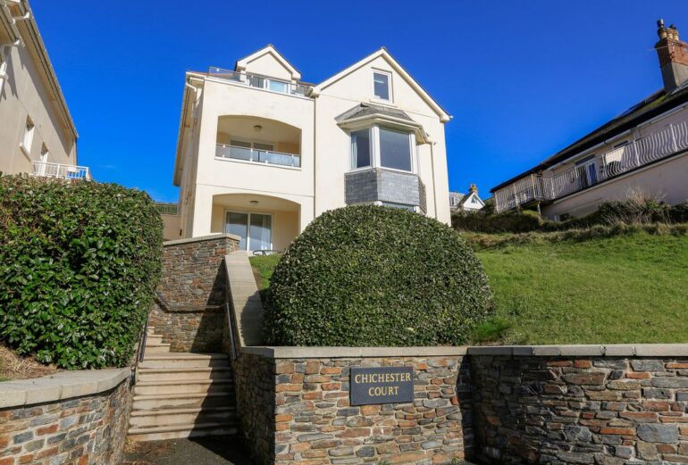 6 Chichester Court Thumbnail Image