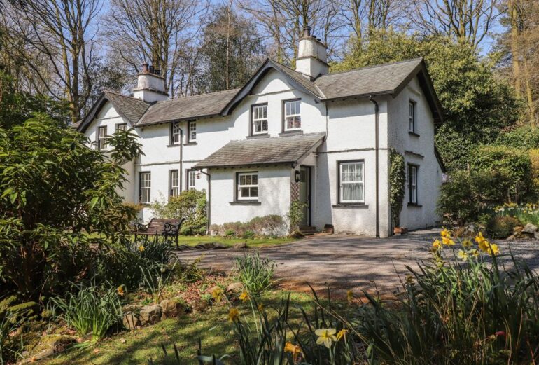 Hodge How Cottage Thumbnail Image