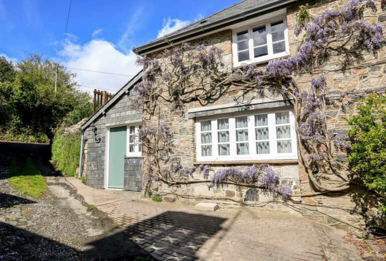 Wisteria Cottage Thumbnail Image