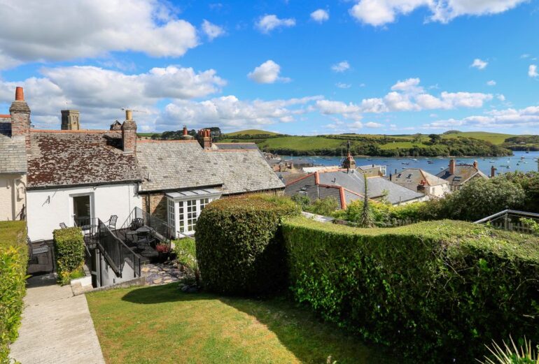 Aune Cottage Thumbnail Image
