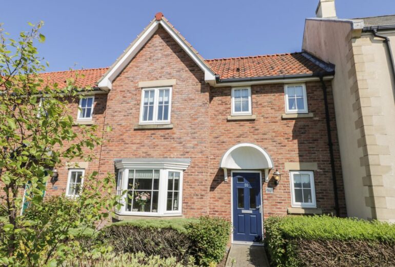 White Rose Cottage Thumbnail Image