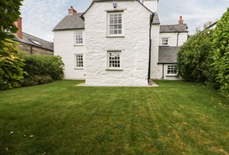 Great Western Farmhouse Thumbnail Image