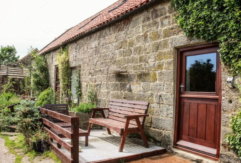 Daffodil Cottage Thumbnail Image