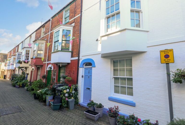 Picardy Cottage Thumbnail Image