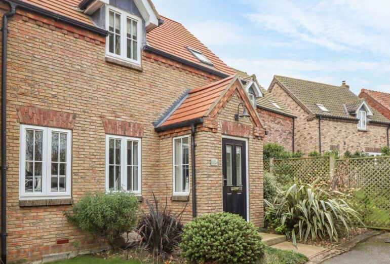 STAKS Cottage Thumbnail Image