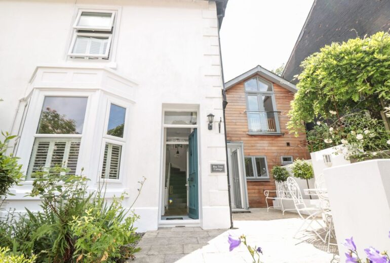 Bay Tree Cottage, Dartmouth Thumbnail Image