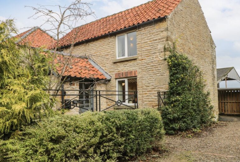 Barn Cottage Thumbnail Image