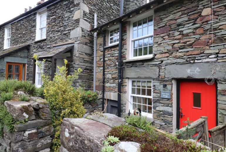 Little Robin Cottage Thumbnail Image