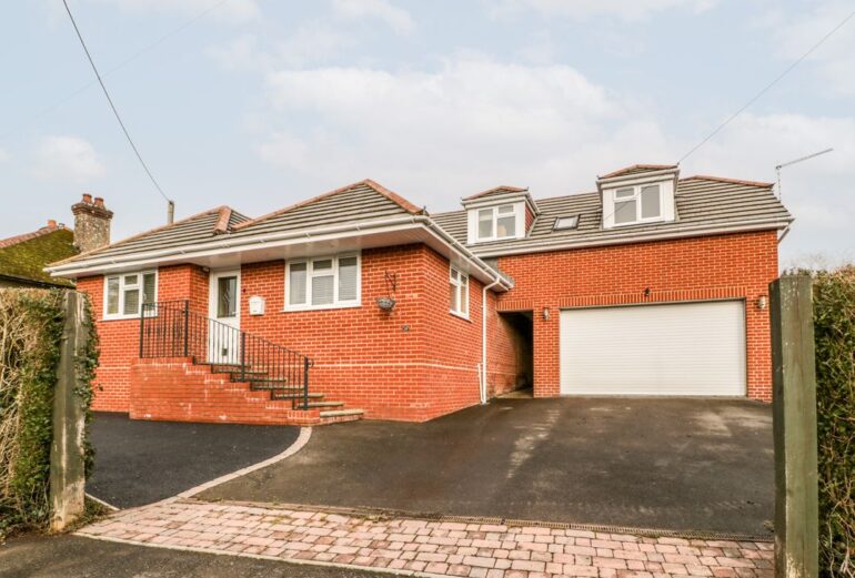 18 Jubilee Road Thumbnail Image