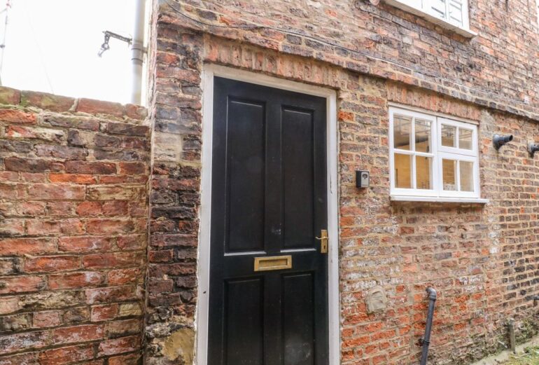 Ickle Pickle Cottage Thumbnail Image