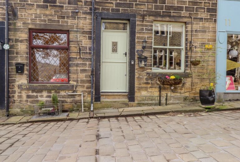 Maria Cottage Thumbnail Image