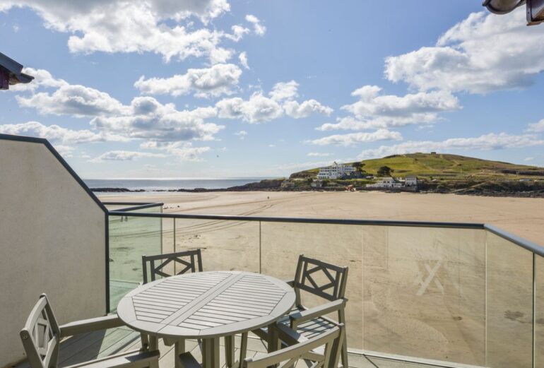 24 Burgh Island Causeway Thumbnail Image